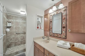 4727 Lafayette Blvd #322, Phoenix, AZ 85018