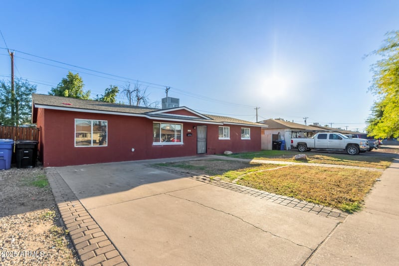 4727 Osborn Rd, Phoenix, AZ 85031