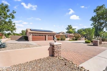 4728 Saguaro Park Ln, Glendale, AZ 85310