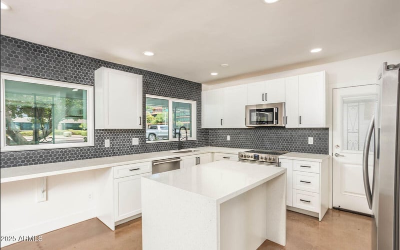 4729 24th St, Phoenix, AZ 85016