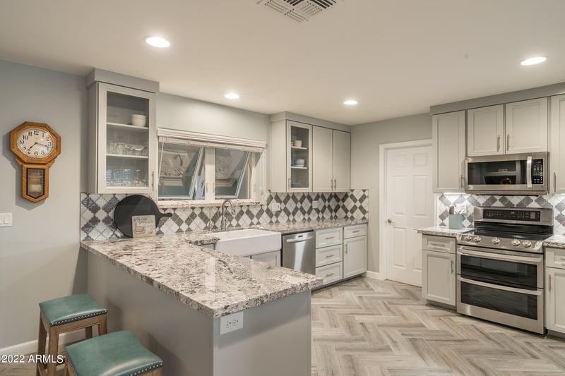 4729 W Soft Wind Dr, Glendale, AZ 85310