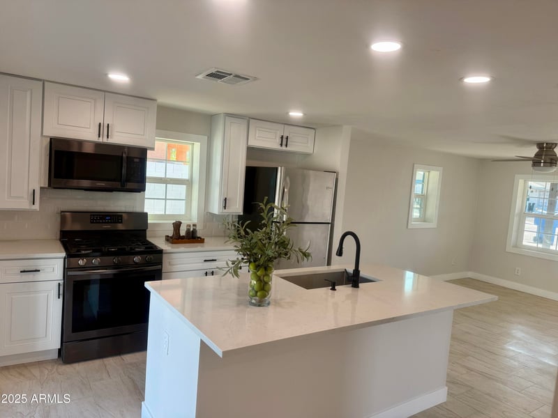 473 Delaware St, Chandler, AZ 85225