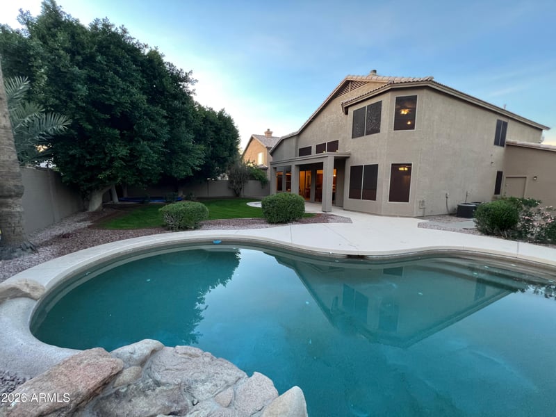 473 W Desert Ave, Gilbert, AZ 85233