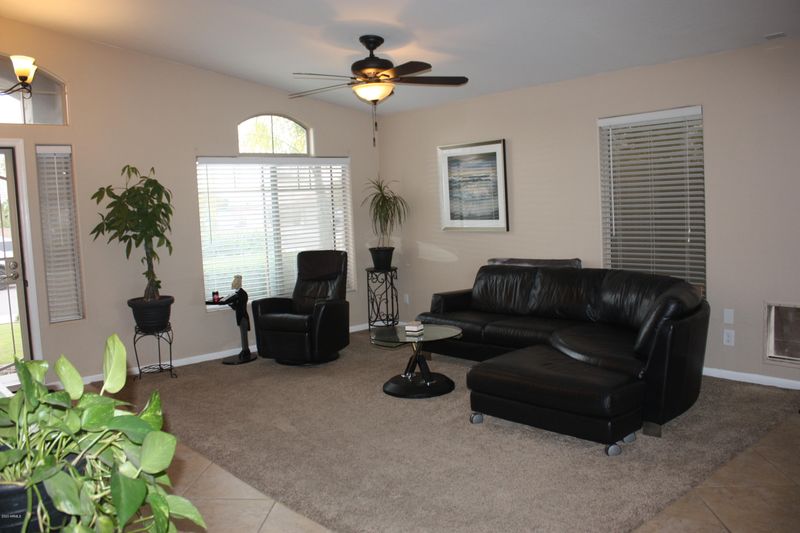 4730 E Verbena Dr, Phoenix, AZ 85044