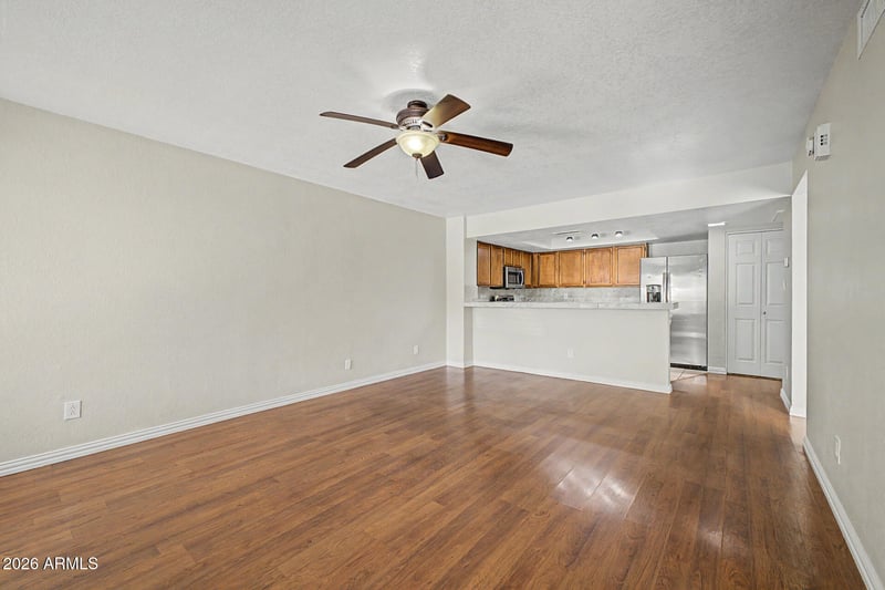 4730 Northern Ave #1104, Glendale, AZ 85301