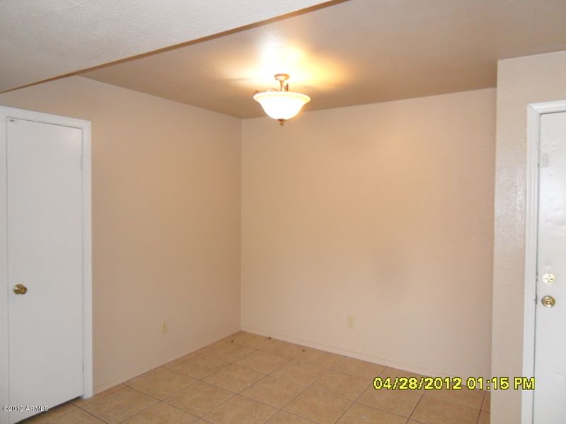 4730 W Northern Ave #1066, Glendale, AZ 85301
