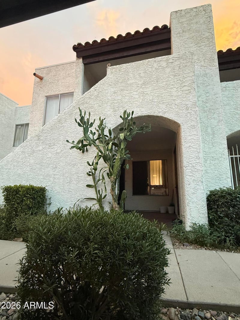 4730 W Northern Ave #1117, Glendale, AZ 85301