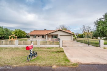 4730 Piedmont Rd, Laveen, AZ 85339