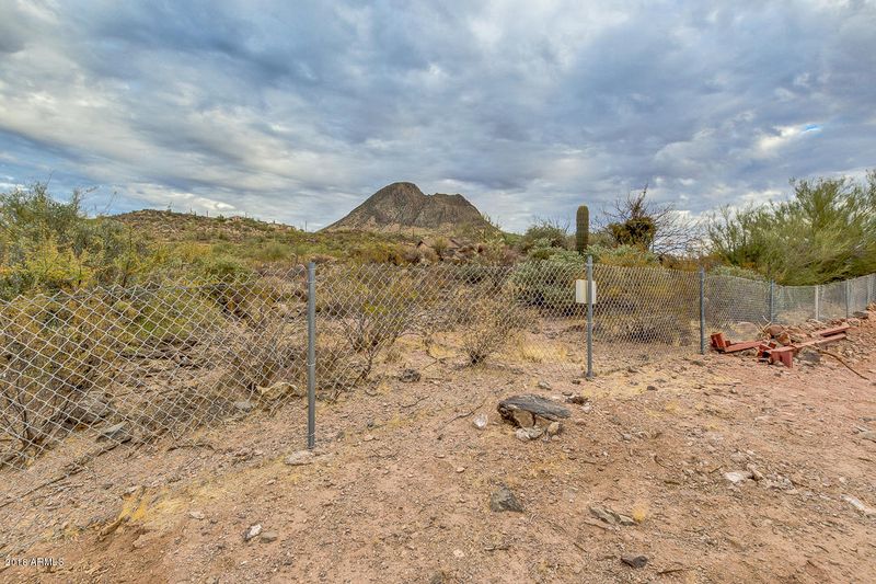 47301 N Meander Rd, New River, AZ 85087