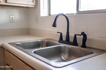 4731 83rd Dr, Phoenix, AZ 85037