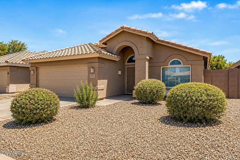 4731 E South Fork Dr, Phoenix, AZ 85044