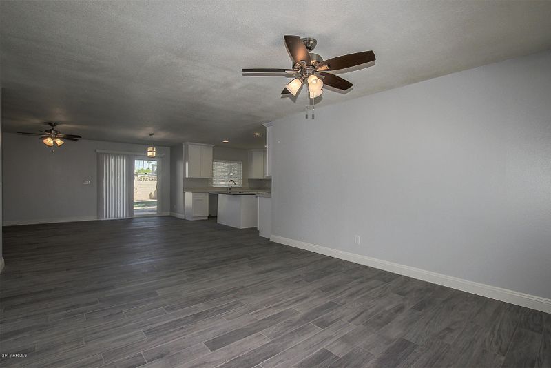 4731 N 61st Ave, Phoenix, AZ 85033