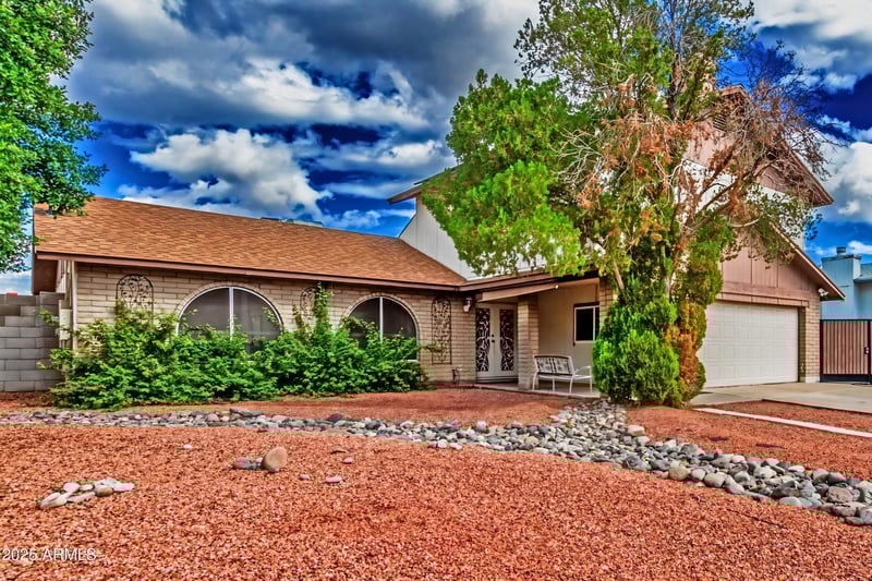4732 Davis Rd, Glendale, AZ 85306