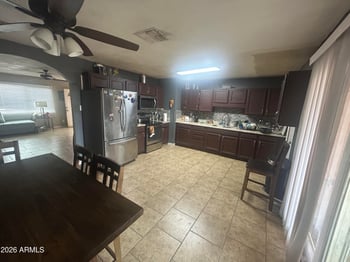 4732 Hidalgo Ave, Phoenix, AZ 85040