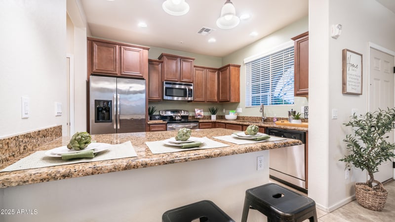 4732 E Portola Valley Dr #102, Gilbert, AZ 85297