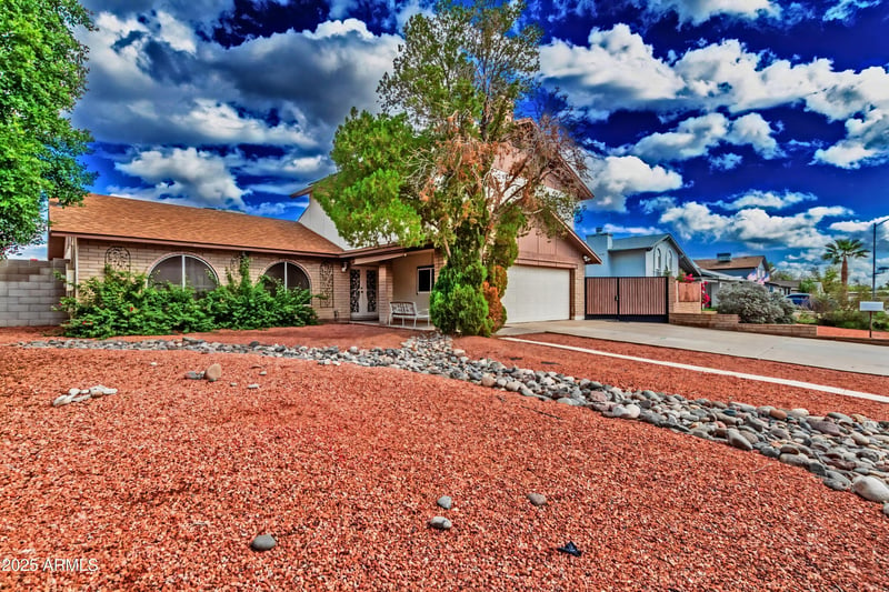 4732 Davis Rd, Glendale, AZ 85306