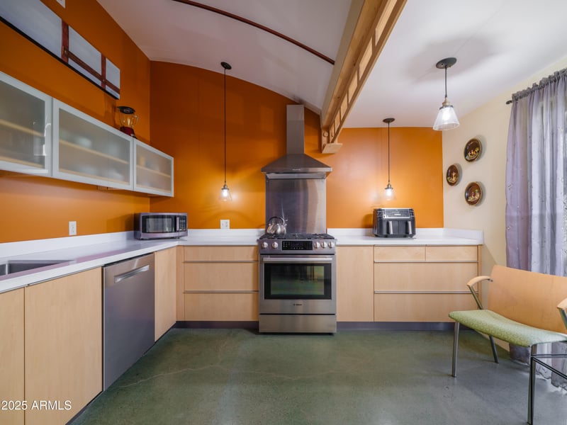 4733 14th St, Phoenix, AZ 85014