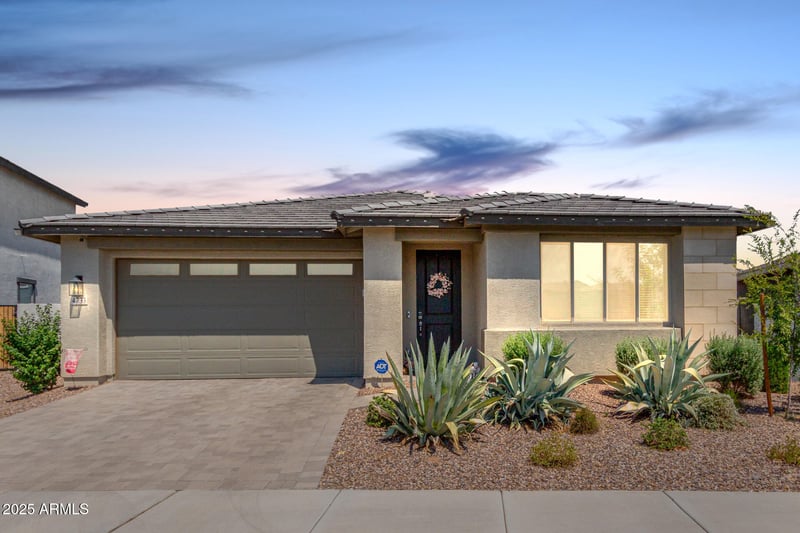 4733 Carver Dr, Mesa, AZ 85212
