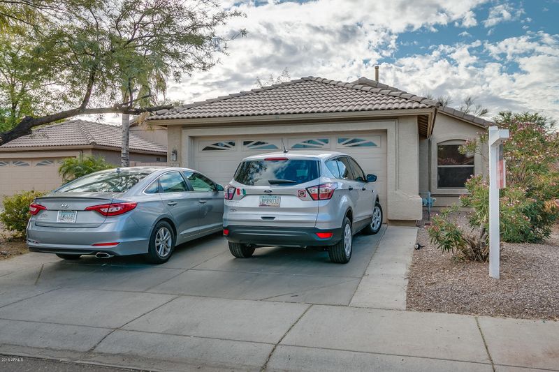 4733 E Tanglewood Dr, Phoenix, AZ 85048