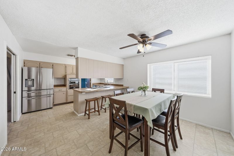 4733 W Aire Libre Ave, Glendale, AZ 85306