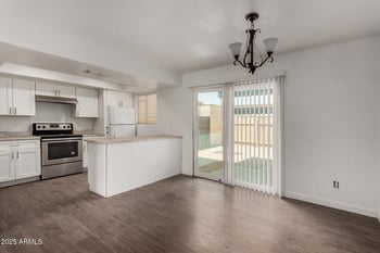 4734 Rose Ln, Glendale, AZ 85301