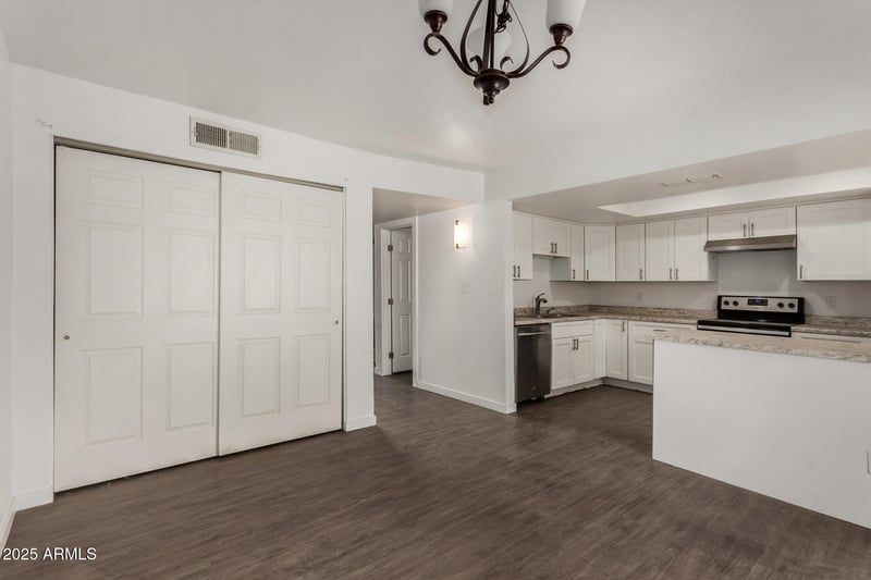 4734 Rose Ln, Glendale, AZ 85301