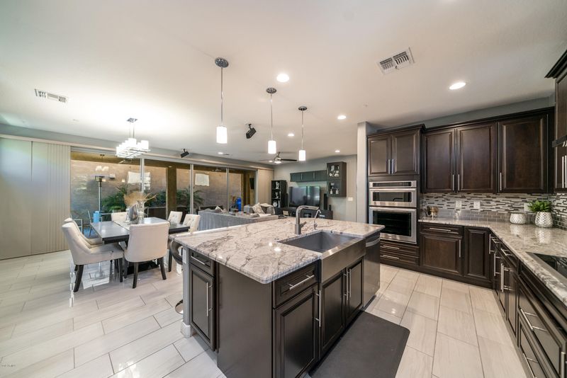 4735 E Betty Elyse Ln, Phoenix, AZ 85032