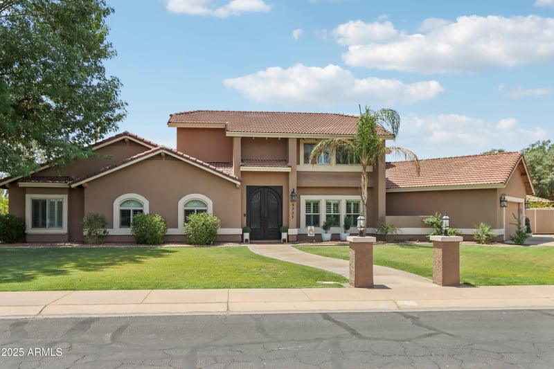 4735 Harmony Cir, Mesa, AZ 85206