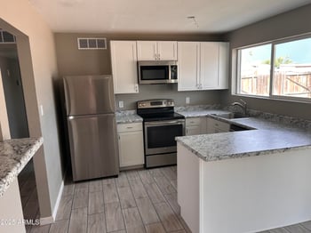 4736 Burgess Ln, Phoenix, AZ 85042