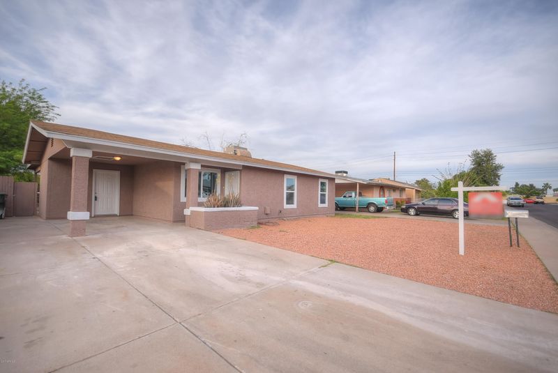 4736 E Apollo Rd, Phoenix, AZ 85042