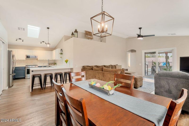 4736 E Mountain Vista Dr, Phoenix, AZ 85048