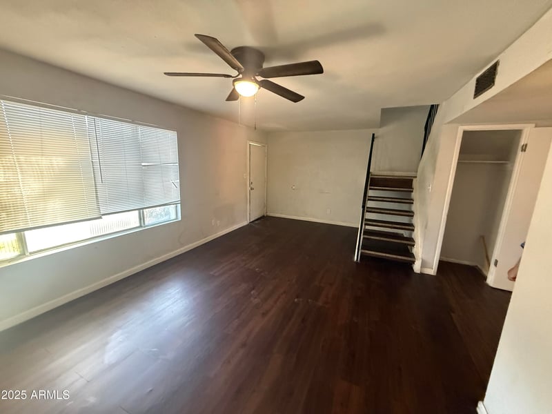 4736 Rose Ln, Glendale, AZ 85301