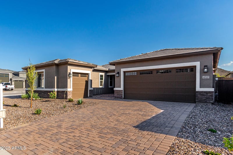 4737 Capistrano Ave, Laveen, AZ 85339