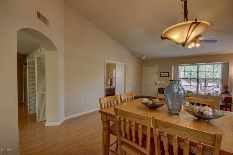 4737 W Oraibi Dr, Glendale, AZ 85308