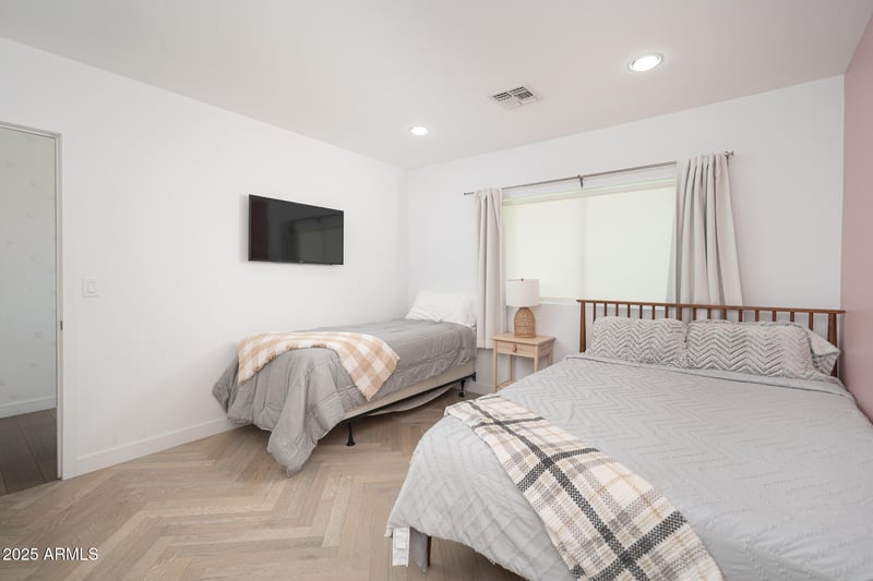 4738 24th Pl, Phoenix, AZ 85016