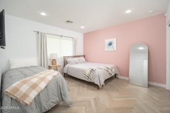 4738 24th Pl, Phoenix, AZ 85016