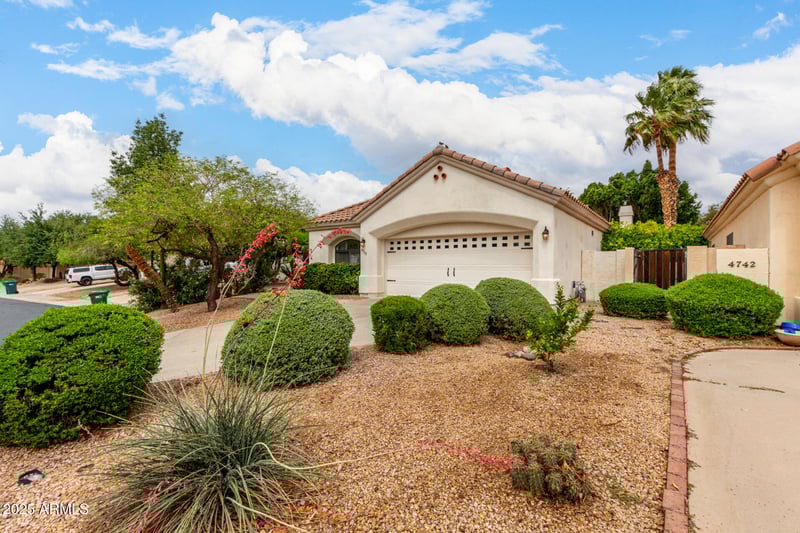 4738 Greenview Cir, Litchfield Park, AZ 85340