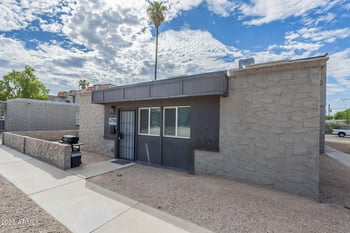4738 Portland St, Phoenix, AZ 85008