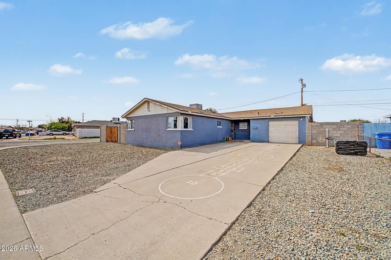 4738 Fairmount Ave, Phoenix, AZ 85031