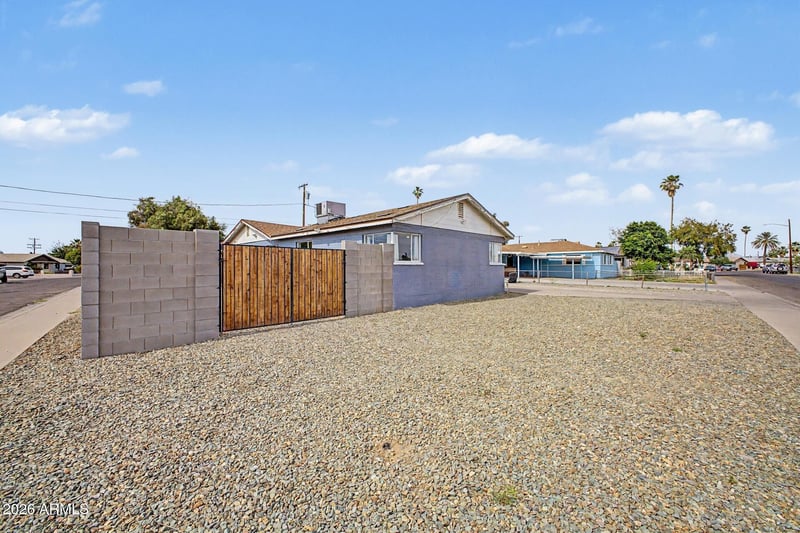 4738 Fairmount Ave, Phoenix, AZ 85031