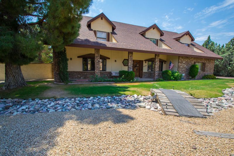 4739 W El Cortez Pl, Phoenix, AZ 85083