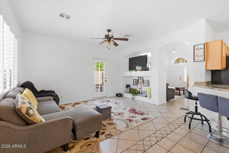 4740 E Mountain Vista Dr, Phoenix, AZ 85048