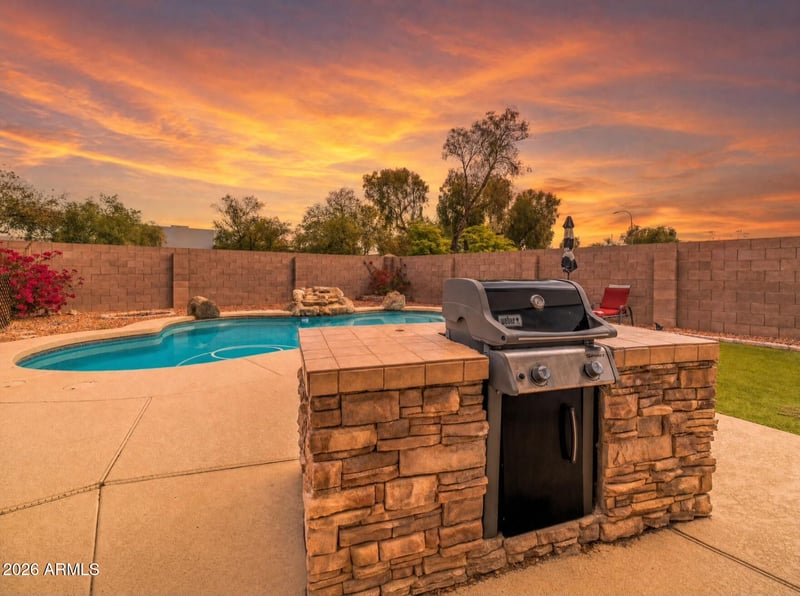 4740 E Mountain Vista Dr, Phoenix, AZ 85048