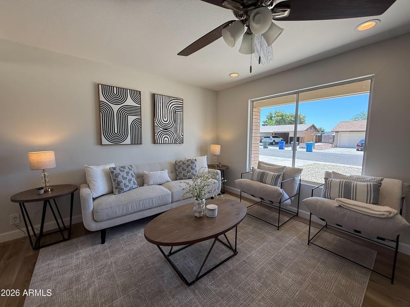 4740 Villa Rita Dr, Glendale, AZ 85308