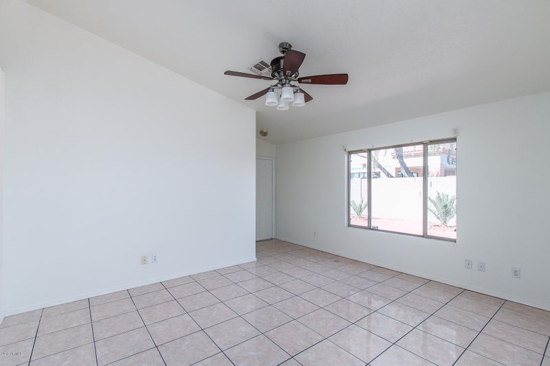 4741 N 83rd Dr, Phoenix, AZ 85037