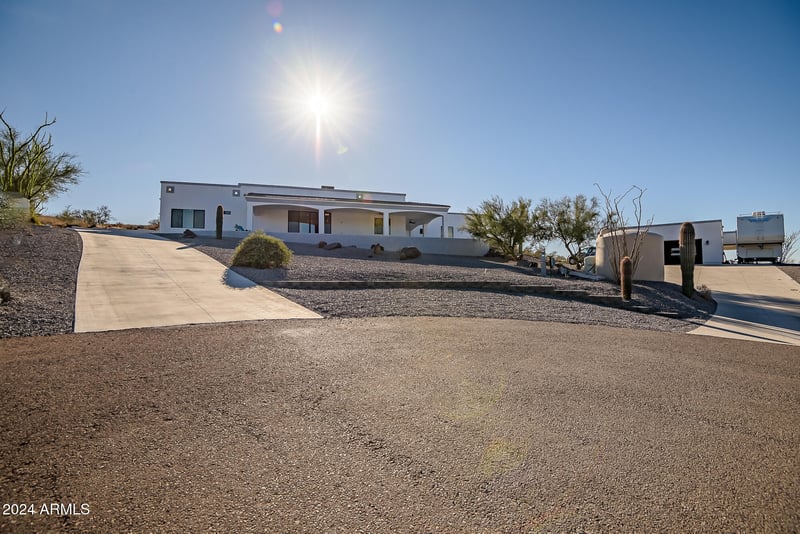 47410 N 23rd Dr, New River, AZ 85087