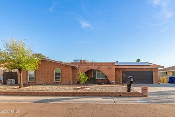 4743 Laurie Ln, Glendale, AZ 85302