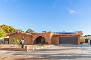 4743 Laurie Ln, Glendale, AZ 85302