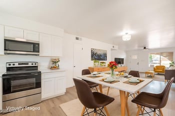 4743 Shaw Butte Dr, Glendale, AZ 85304