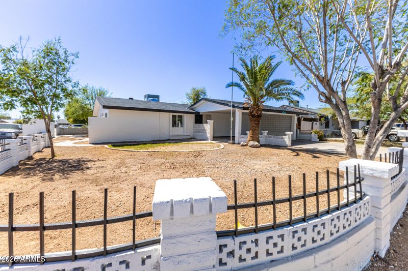 4743 W Cypress St, Phoenix, AZ 85035